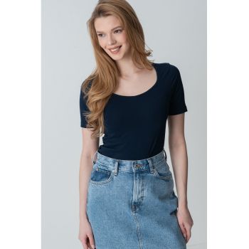 Tricou cambrat cu model uni