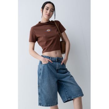 Tricou crop cu logo discret