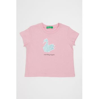 Tricou cu aplicatii stralucitoare