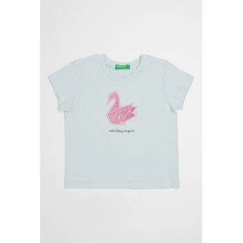 Tricou cu aplicatii stralucitoare