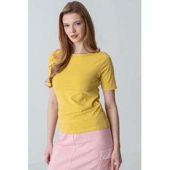 Tricou cu decolteu barcuta