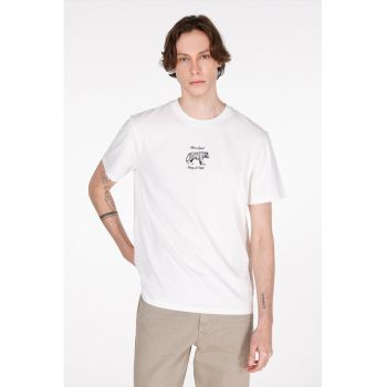 Tricou cu decolteu la baza gatului si imprimeu discret