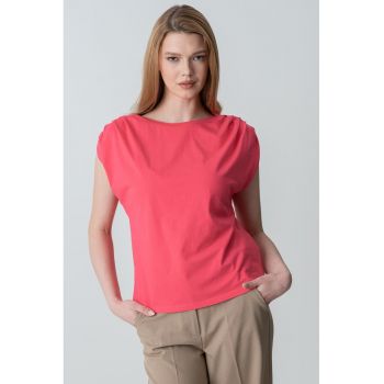 Tricou cu detalii plisate