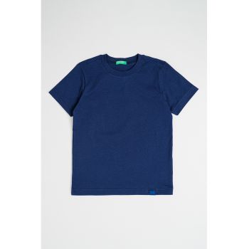 Tricou din bumbac cu decolteu la baza gatului