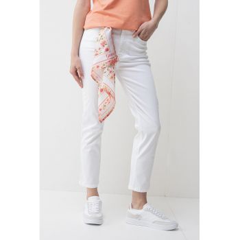 Blugi crop cu esarfa