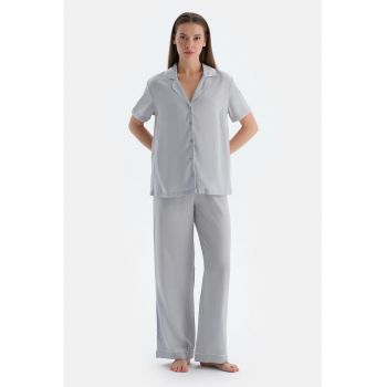Pantaloni lungi de pijama cu snururi