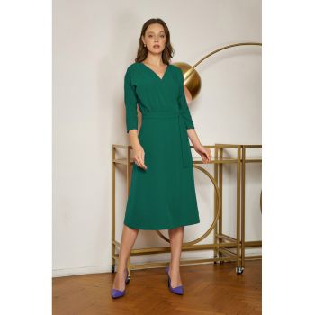 Rochie evazata cu decolteu cache-coeur