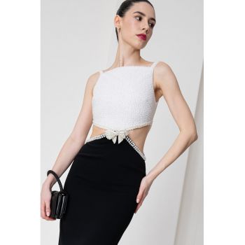 Rochie lunga cu decupaj