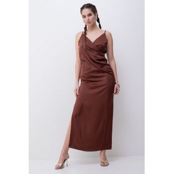 Rochie satinara cu slit lateral Chigo