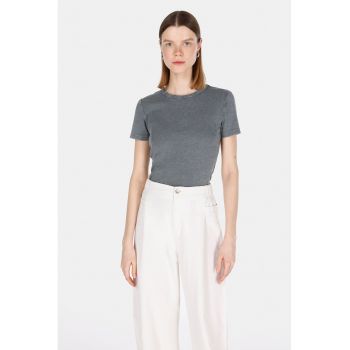 Tricou cambrat cu striatii