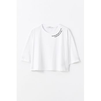 Tricou crop cu imprimeu