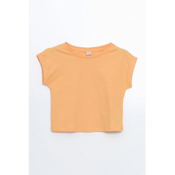 Tricou cu decolteu rotund si maneci rulate