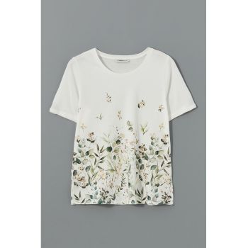 Tricou cu decolteu rotund si model