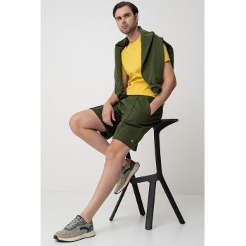 Tricou de bumbac cu decolteu la baza gatului