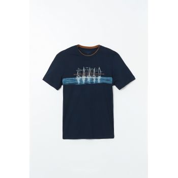 Tricou de bumbac cu model grafic
