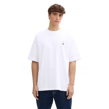 Tricou lejer cu imprimeu pe spate