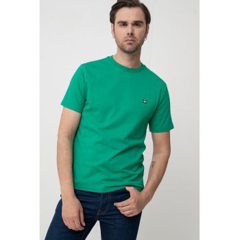 Tricou regular fit cu decolteu la baza gatului