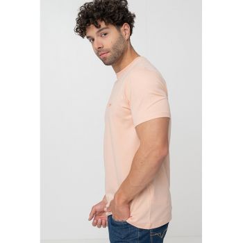 Tricou slim fit cu decolteu la baza gatului