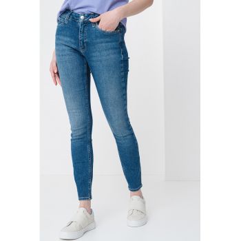 Blugi skinny cu talie medie