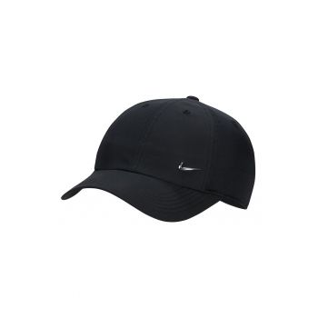 Sapca ajustabila cu tehnologie Dri-FIT Club