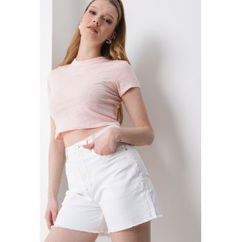 Tricou crop cu decolteu la baza gatului