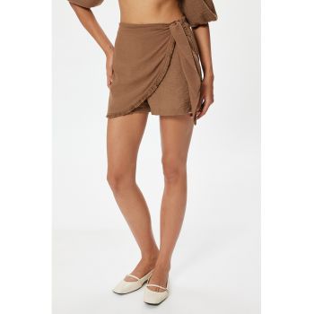 Fusta-pantalon cu model petrecut