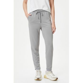 Pantaloni de trening slim fit din amestec de modal