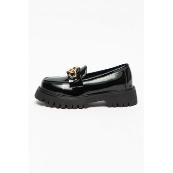 Pantofi loafer de piele ecologica cu aspect lacuit