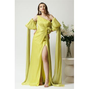 Rochie lunga de ocazie din voal verde lime cu maneci ample