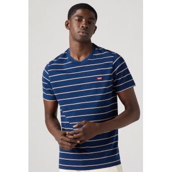 Tricou din bumbac cu decolteu la baza gatului
