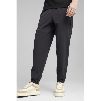 Pantaloni de trening cu buzunare cu fermoar Tech