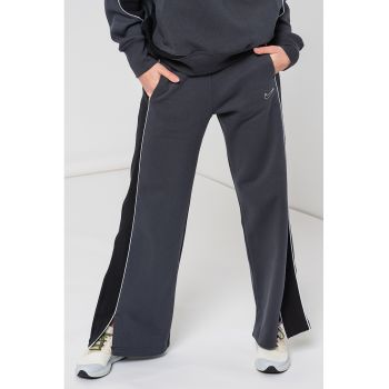 Pantaloni de trening cu croiala ampla si snur de ajustare