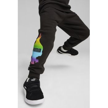 Pantaloni de trening cu imprimeu si buzunare laterale