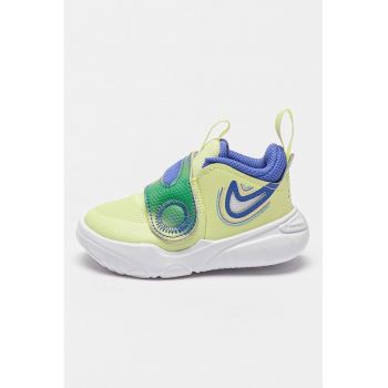 Pantofi cu inchidere velcro pentru antrenament Team Hustle D 11 SE