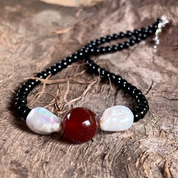 Colier obsidian, carneol si perle Rooted Glow#13