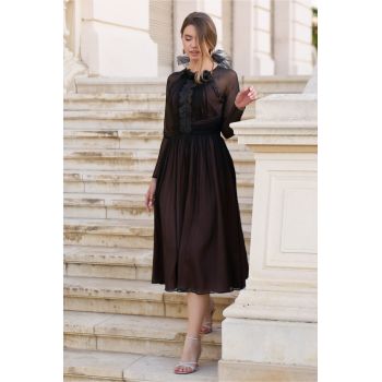 Rochie Leonard Collection din matase naturala neagra cu dublura bej si volanas pe bust