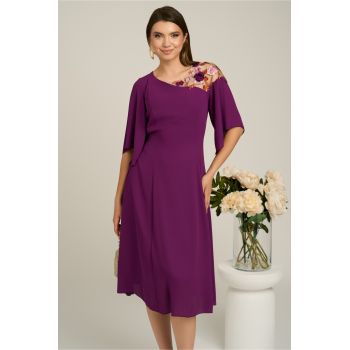 Rochie Viada eleganta din voal magenta cu broderie la bust