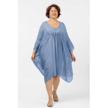 Rochie midi in colturi, ampla, din matase naturala, cu detaliu sub bust, albastru jeans