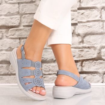 Sandale dama cu platforma Albastre din Piele Ecologica Assisa Sandale dama cu platforma Albastre din Piele Ecologica Assisa