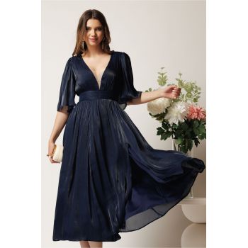 Rochie DY Fashion midi bleumarin din voal in clos cu tull la decolteu si crapatura pe picior ieftina