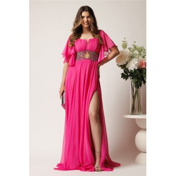 Rochie lunga fucsia din voal in clos cu strasuri si tull in talie ieftina