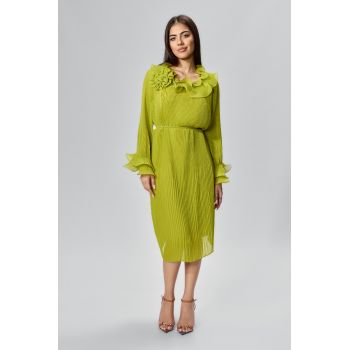Rochie de ocazie din voal plisat cu brosa tip floare Bellatrix Fistic