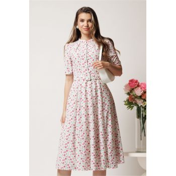 Rochie DY Fashion midi alba in clos din triplu voal cu floricele roz si curea in talie ieftina