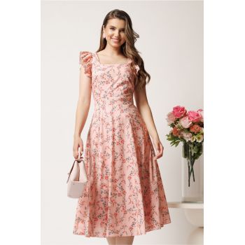 Rochie DY Fashion midi roz in clos cu floricele corai si volane la maneci ieftina