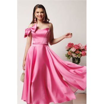 Rochie midi roz in clos din tafta cu funda la umar