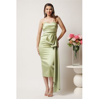 Rochie midi verde conica din tafta cu funda in talie si perle la decolteu