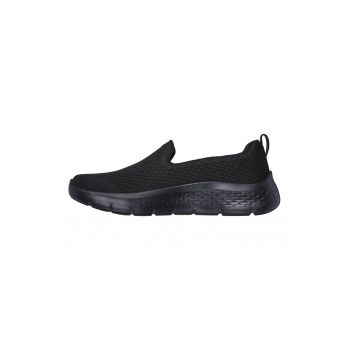 Pantofi slip-on de plasa tricotata