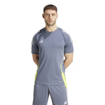 Tricou slim fit pentru fotbal TIRO24