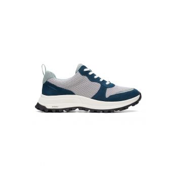 Pantofi sport cu detalii de piele intoarsa