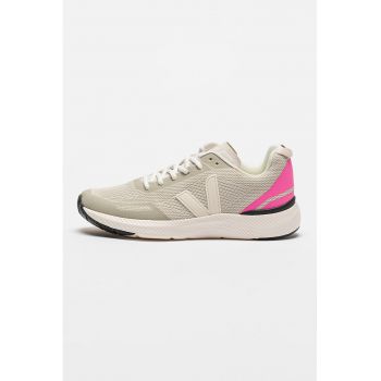 Pantofi sport cu insertii de plasa